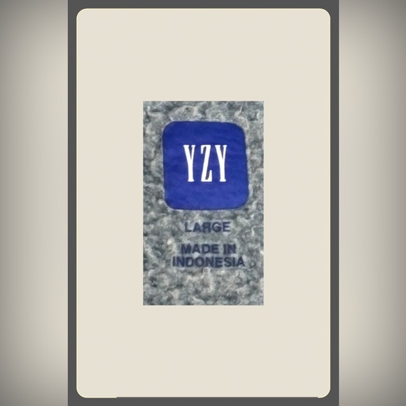 Yeezy x Gap Yoke Tee (Bluestone) - Picture 3 of 3